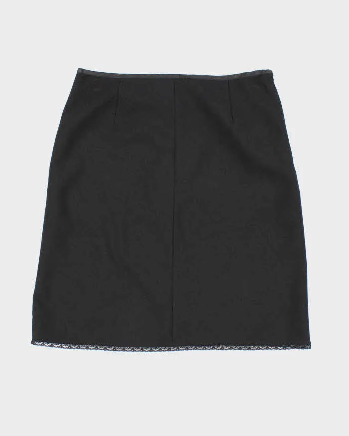 Y2k 00s V'cocca Black Embroidered Smart Skirt - L sold by Rokit product image thumbnail 2
