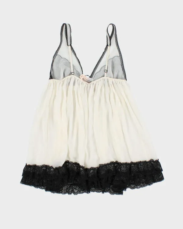 Deadstock Victoria's Secret Cami - L sold by Rokit product image thumbnail 2
