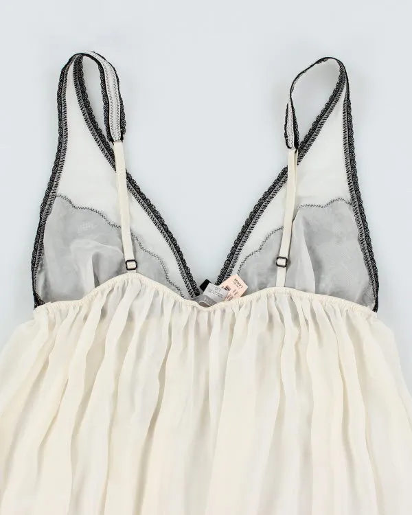 Deadstock Victoria's Secret Cami - L sold by Rokit product image thumbnail 4