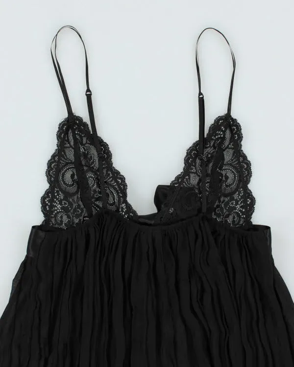 Y2k 00s Victoria's Secret Black Pleated Cami - S sold by Rokit product image thumbnail 4