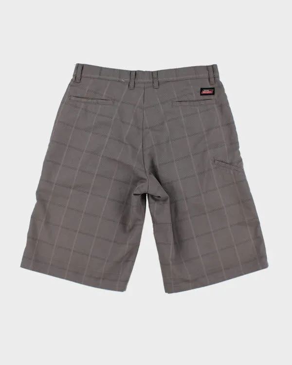 Y2K 00s Genuine Dickies Grey Patterned Shorts - W32 sold by Rokit product image thumbnail 2