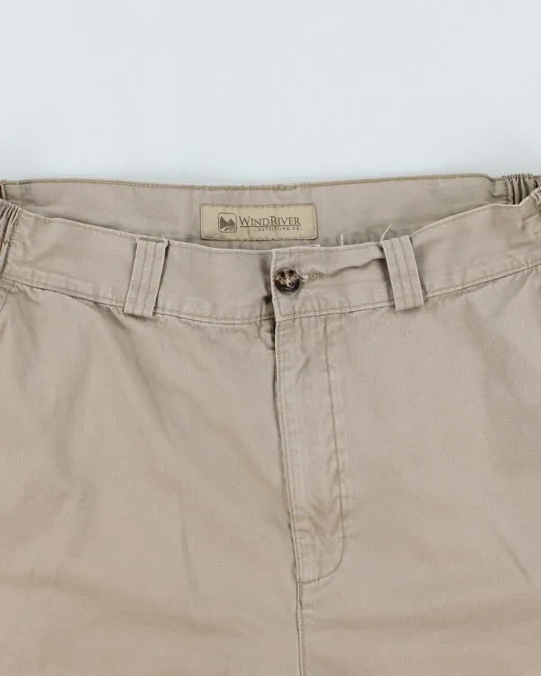 Vintage Heavyweight Baggy Fit Cargo Shorts - W36 L9 sold by Rokit product image thumbnail 3