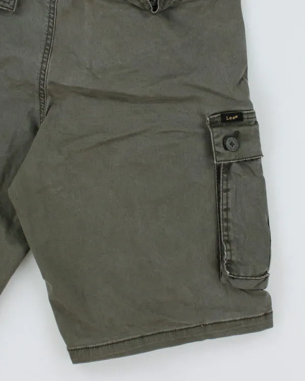 Vintage Lee Heavyweight Cargo Shorts - W30 L10 sold by Rokit product image thumbnail 4