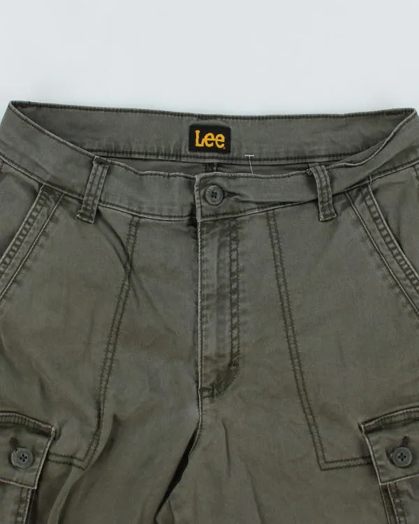 Vintage Lee Heavyweight Cargo Shorts - W30 L10 sold by Rokit product image thumbnail 3