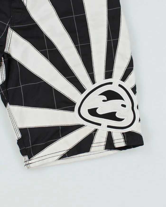 Vintage Y2K Billabong Board Cargo Shorts - W26 L9 sold by Rokit product image thumbnail 4