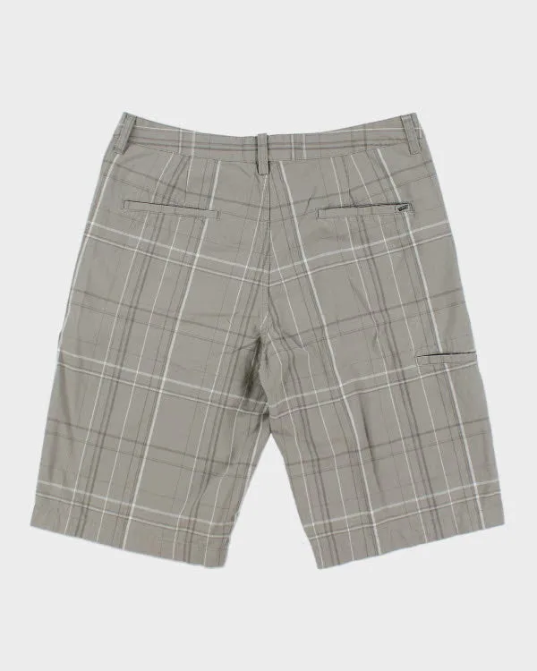 Vintage Vans Patterned Baggy Chinos - W34 L12 sold by Rokit product image thumbnail 2