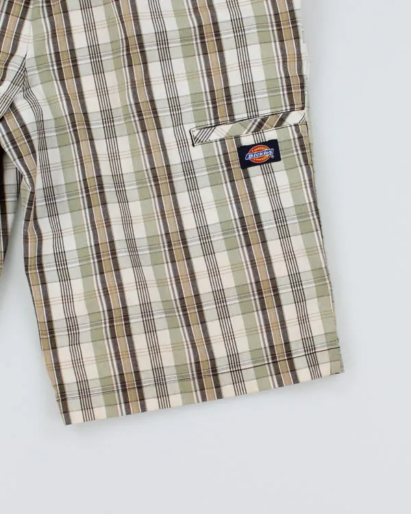 Vintage Dickies Baggy Patterned Shorts - W32 L12 sold by Rokit product image thumbnail 4