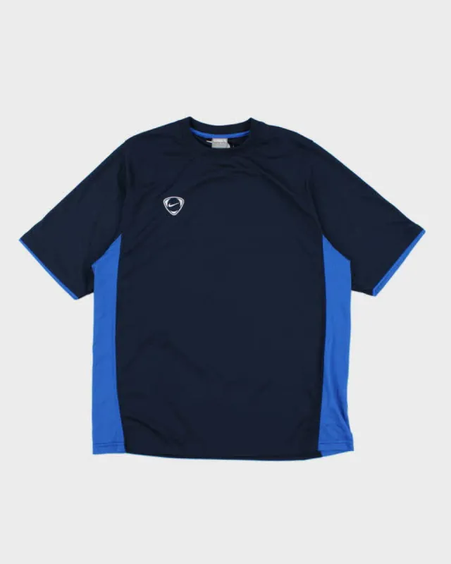 Vintage Nike Training Shirt - L made by Nike