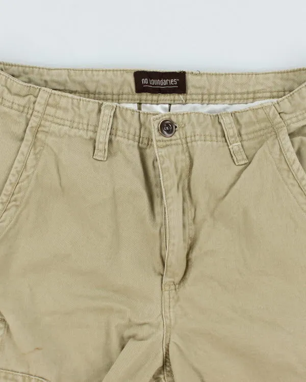Vintage Heavyweight Cargo Shorts - W32 L10 sold by Rokit product image thumbnail 3