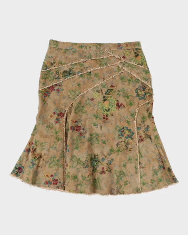 Vintage Woman's Green Floral Tapestry Skirt - W32 sold by Rokit