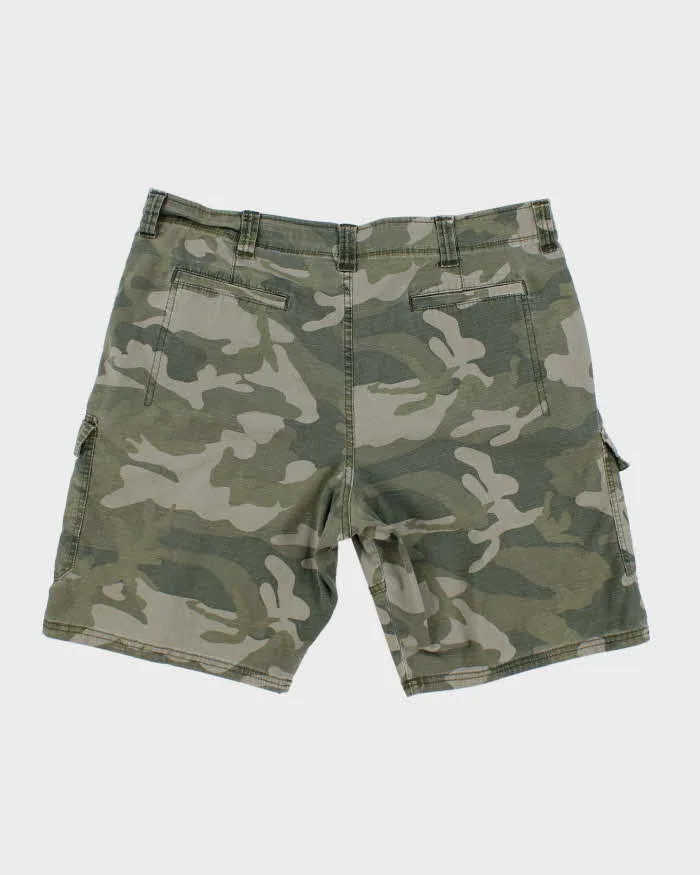 Wrangler Camouflage Cargo Shorts - W40 sold by Rokit product image thumbnail 2
