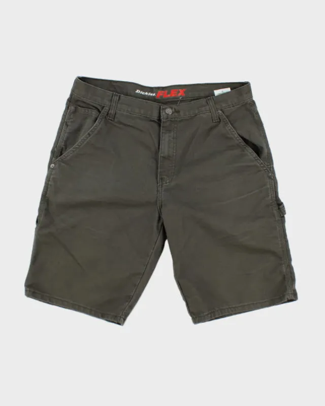 Vintage Dickies Flex Cargo Shorts - W34 L10 sold by Rokit