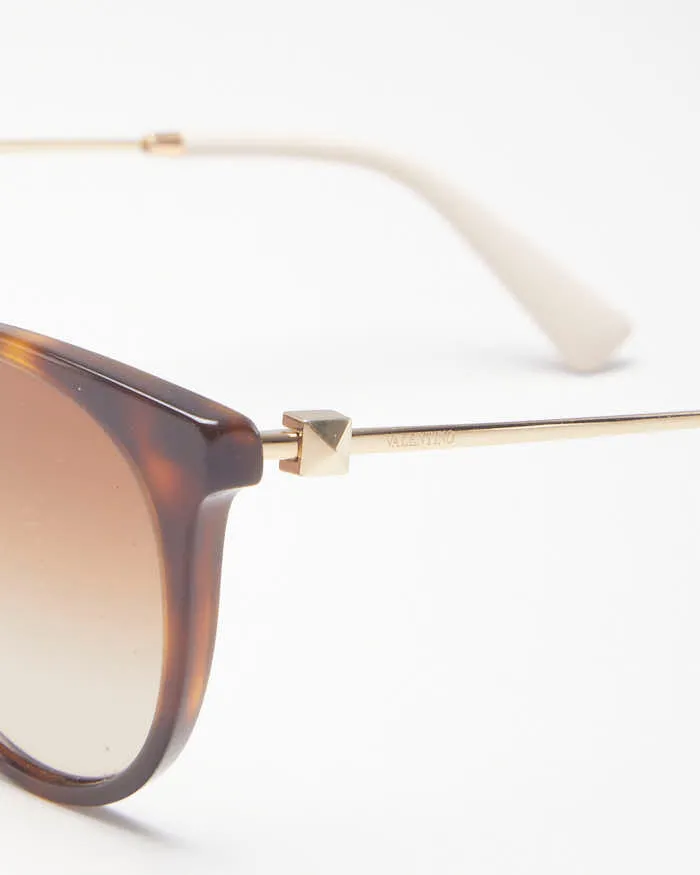 Valentino Havana Blonde Sunglasses sold by Rokit product image thumbnail 3