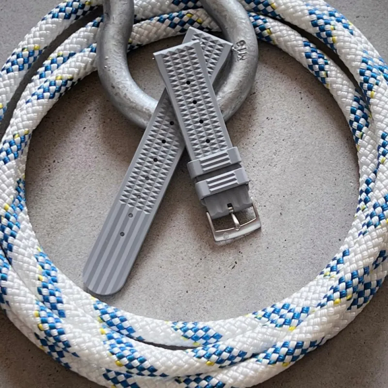 SUPER DEAL - RS VINTAGE DIVER - WAFFLE STYLE - GREY made by Royal Straps