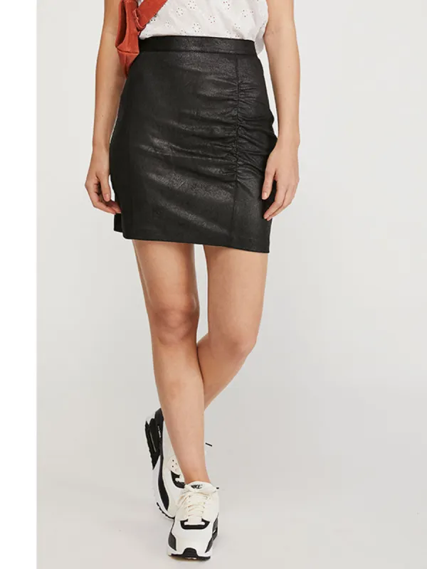 Free People Women's Rumi Ruched Mini Skirt Black Size X-Small sold by Ruumur