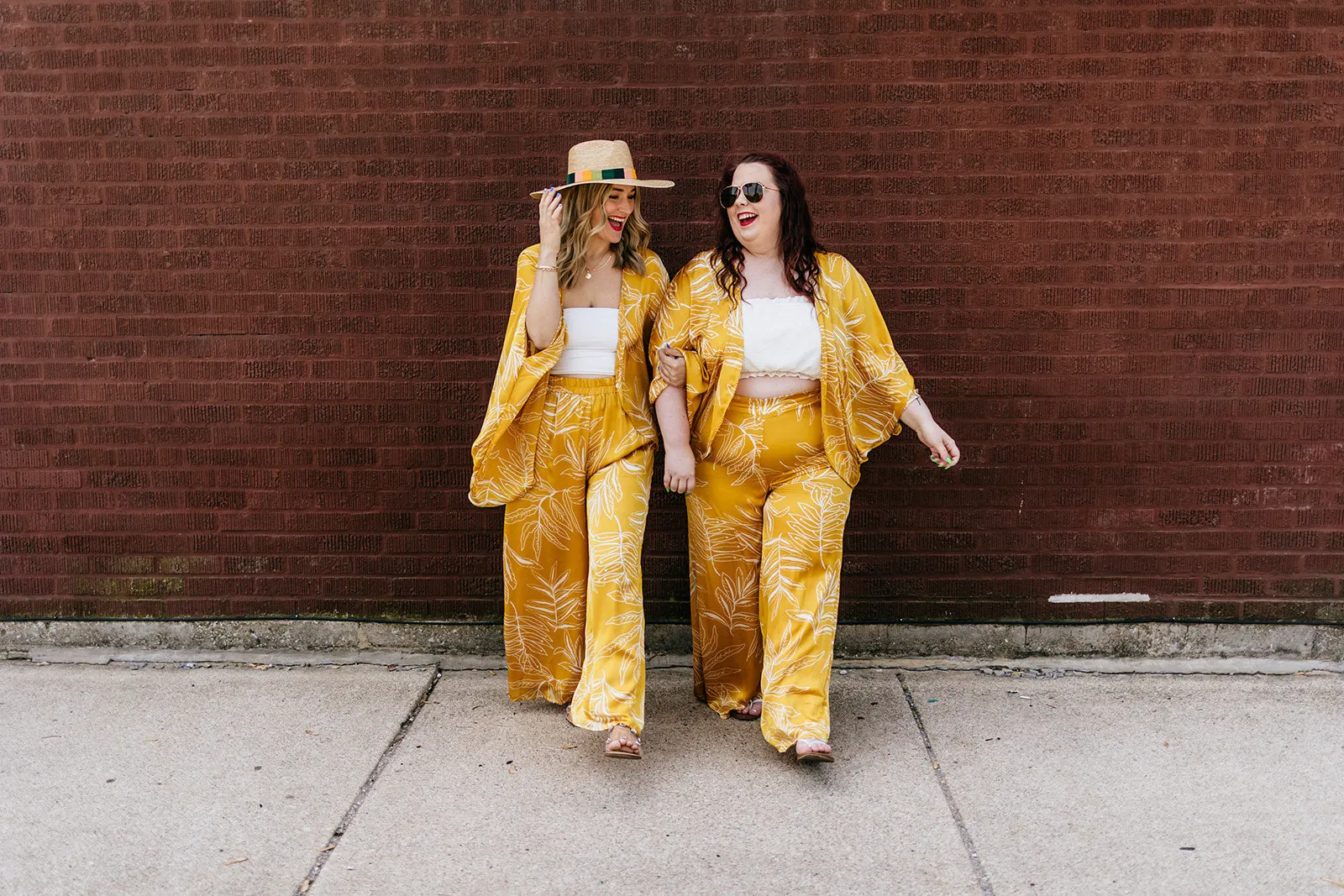 valencia pant in gold sold by Ruumur product image thumbnail 3