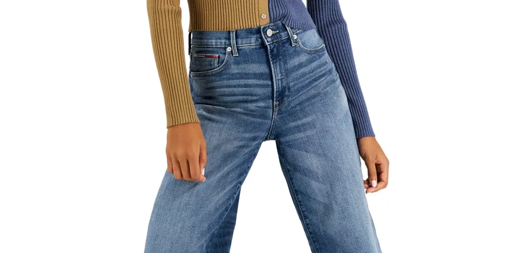 Tommy Jeans Women's V Neck Pullover Colorblock Sweater Brown Size Medium sold by Ruumur product image thumbnail 3