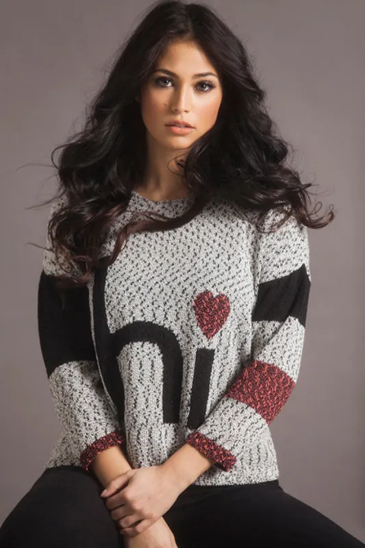 Crochet "HI" Top sold by Ruumur