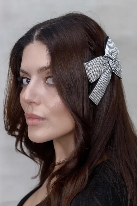 CRYSTAL BOW BARRETTE sold by Ruumur