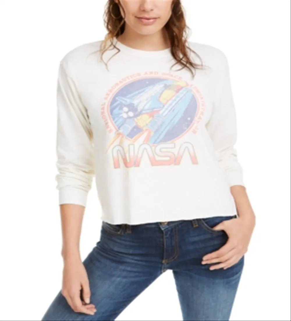 True Vintage Women's Graphic Crew Neck T-Shirt White Size Large sold by Ruumur