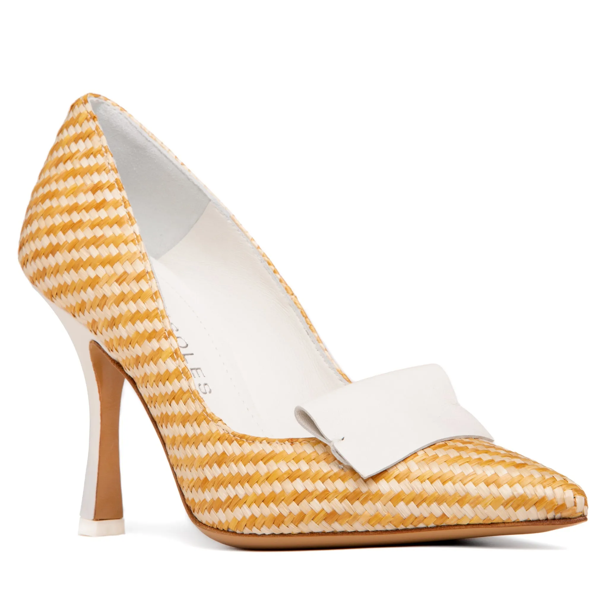 Ama Beige Pump sold by Ruumur