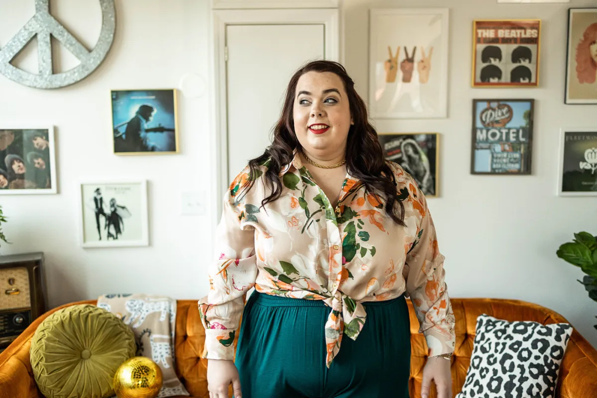 maxie button down in tan sold by Ruumur