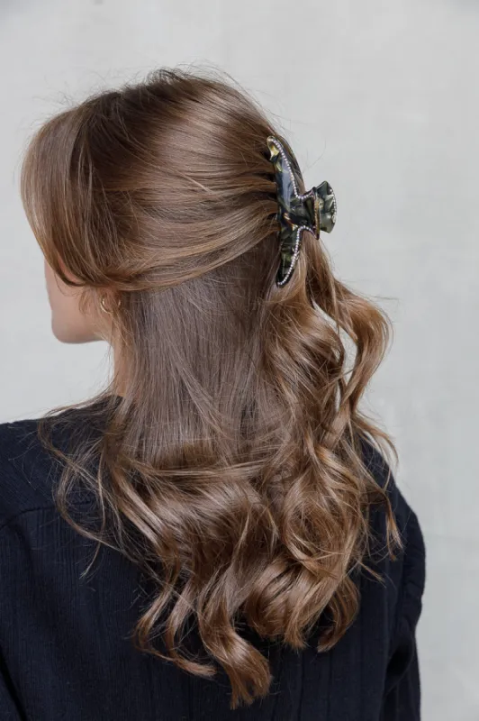 LONG ONYX CRYSTAL JAW sold by Ruumur