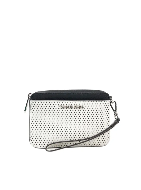 Michael Kors Women's Lacey Belt Bag Wristlet sold by Ruumur
