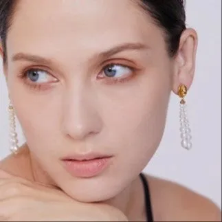 Freshwater Pearl Tassel Long Earrings sold by Ruumur product image thumbnail 2