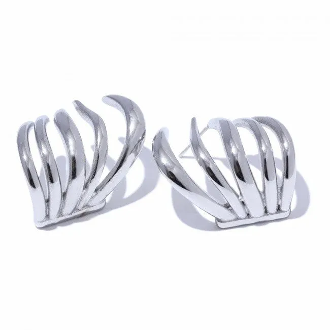 Claw Design Hoop Earrings sold by Ruumur product image thumbnail 3