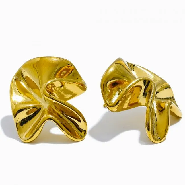 Modern Flower Stud Earrings sold by Ruumur product image thumbnail 2