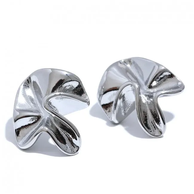 Modern Flower Stud Earrings sold by Ruumur product image thumbnail 3