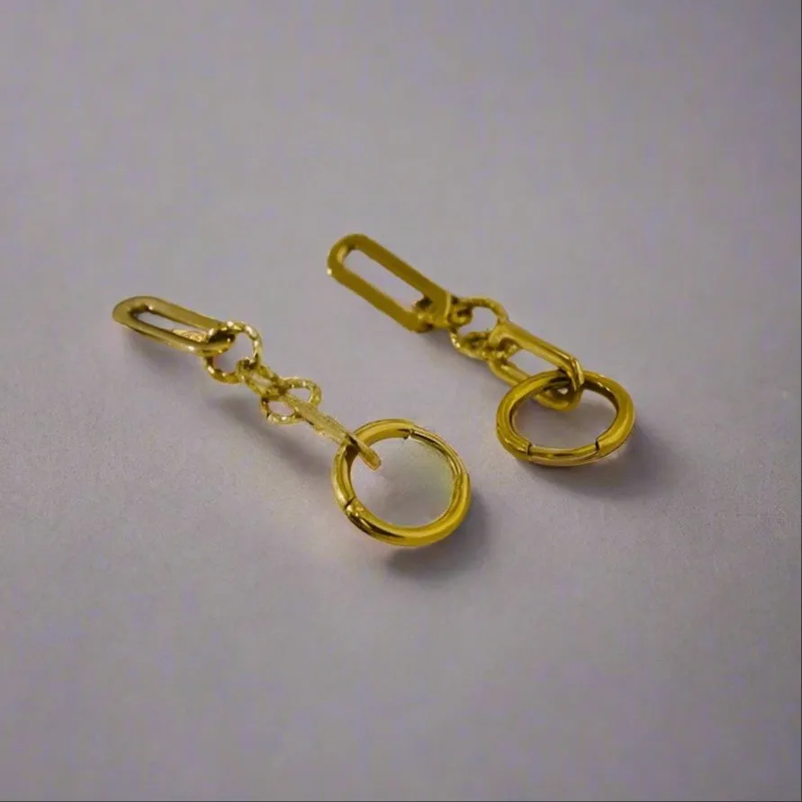 Convertible Geometric Chain Link Earrings sold by Ruumur product image thumbnail 3