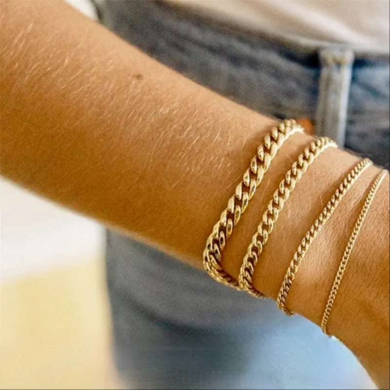 Flat Curb Chain Bracelet 4mm sold by Ruumur