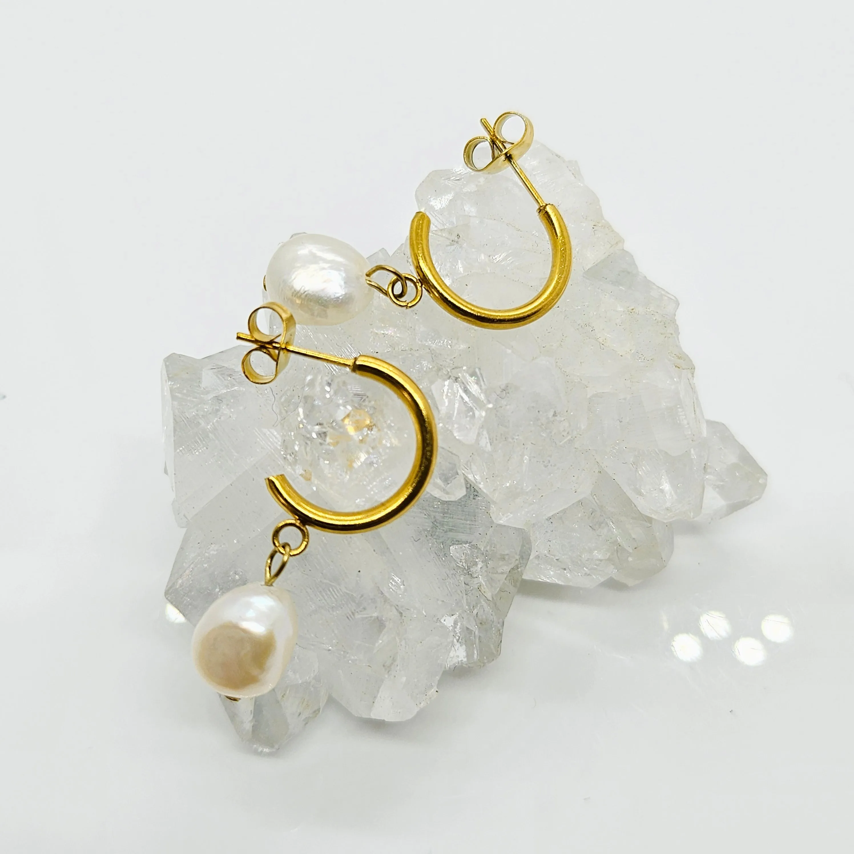 Natural Freshwater Pearl Drop Earrings sold by Ruumur product image thumbnail 3