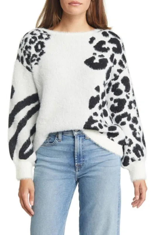 Vince Camuto Women's Animal Print Jacquard Fuzzy Sweater White Size Small made by Vince Camuto