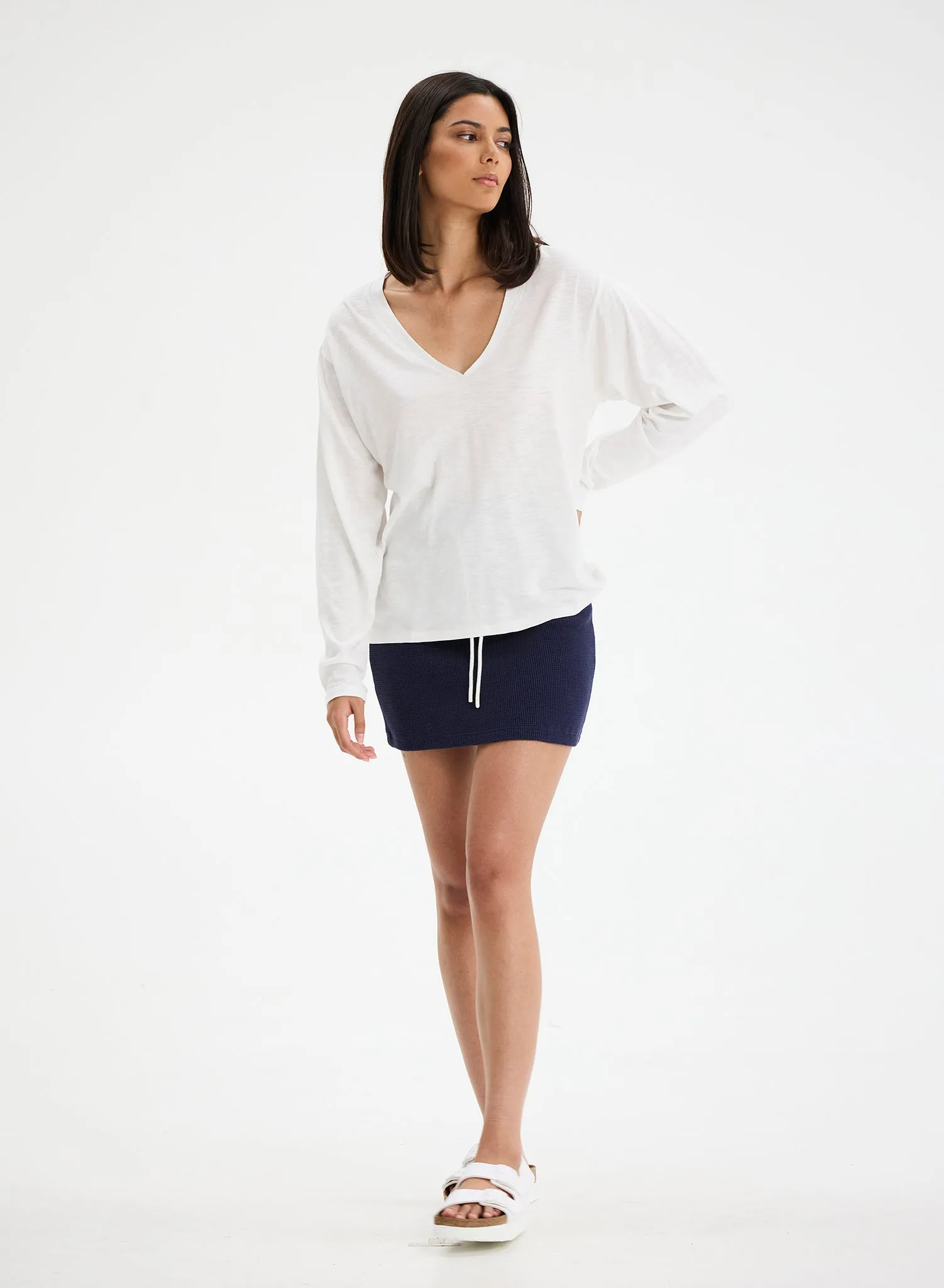 SHARON - V-Neck L/S T-Shirt sold by Ruumur product image thumbnail 5