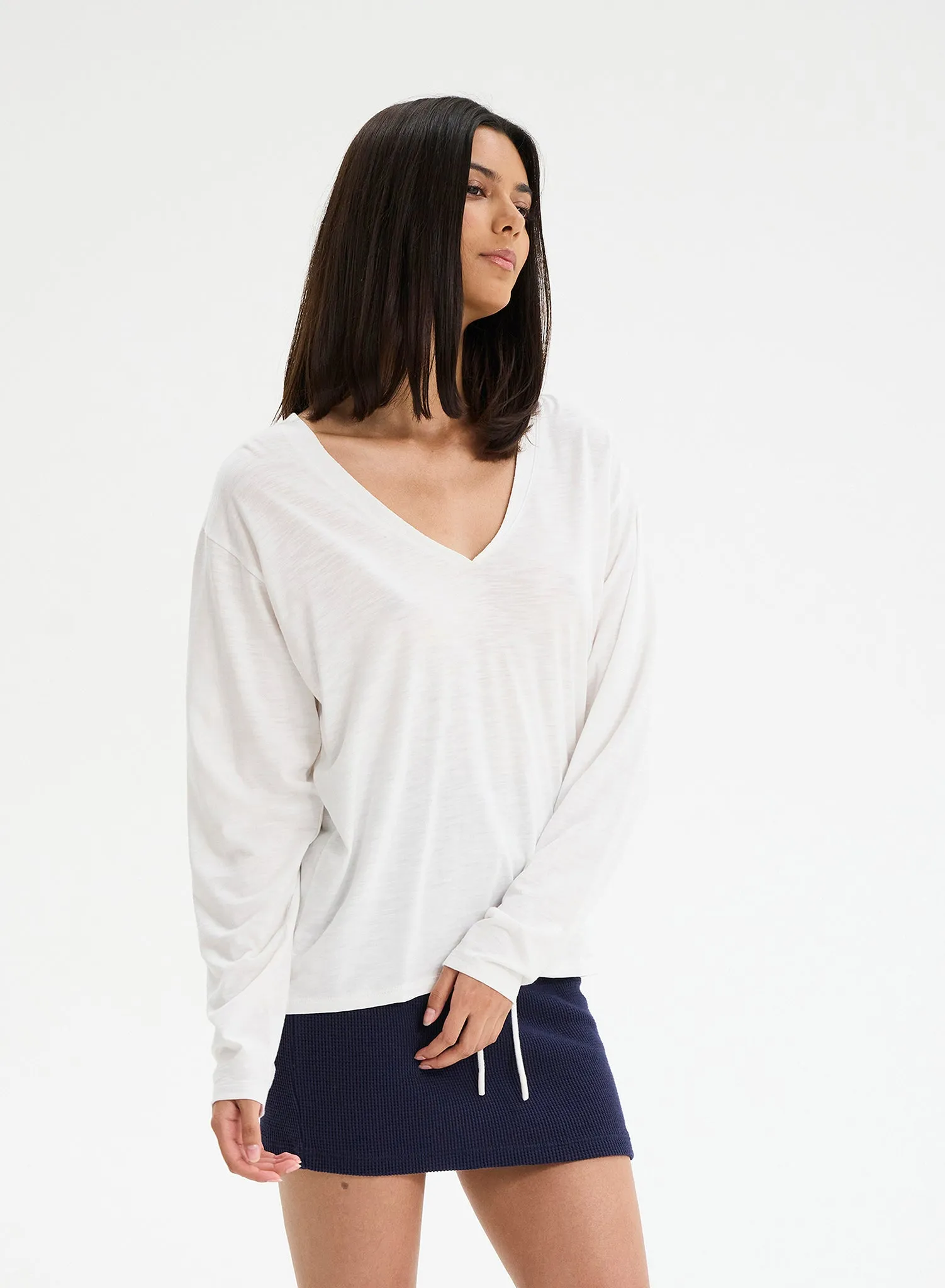 SHARON - V-Neck L/S T-Shirt sold by Ruumur product image thumbnail 2