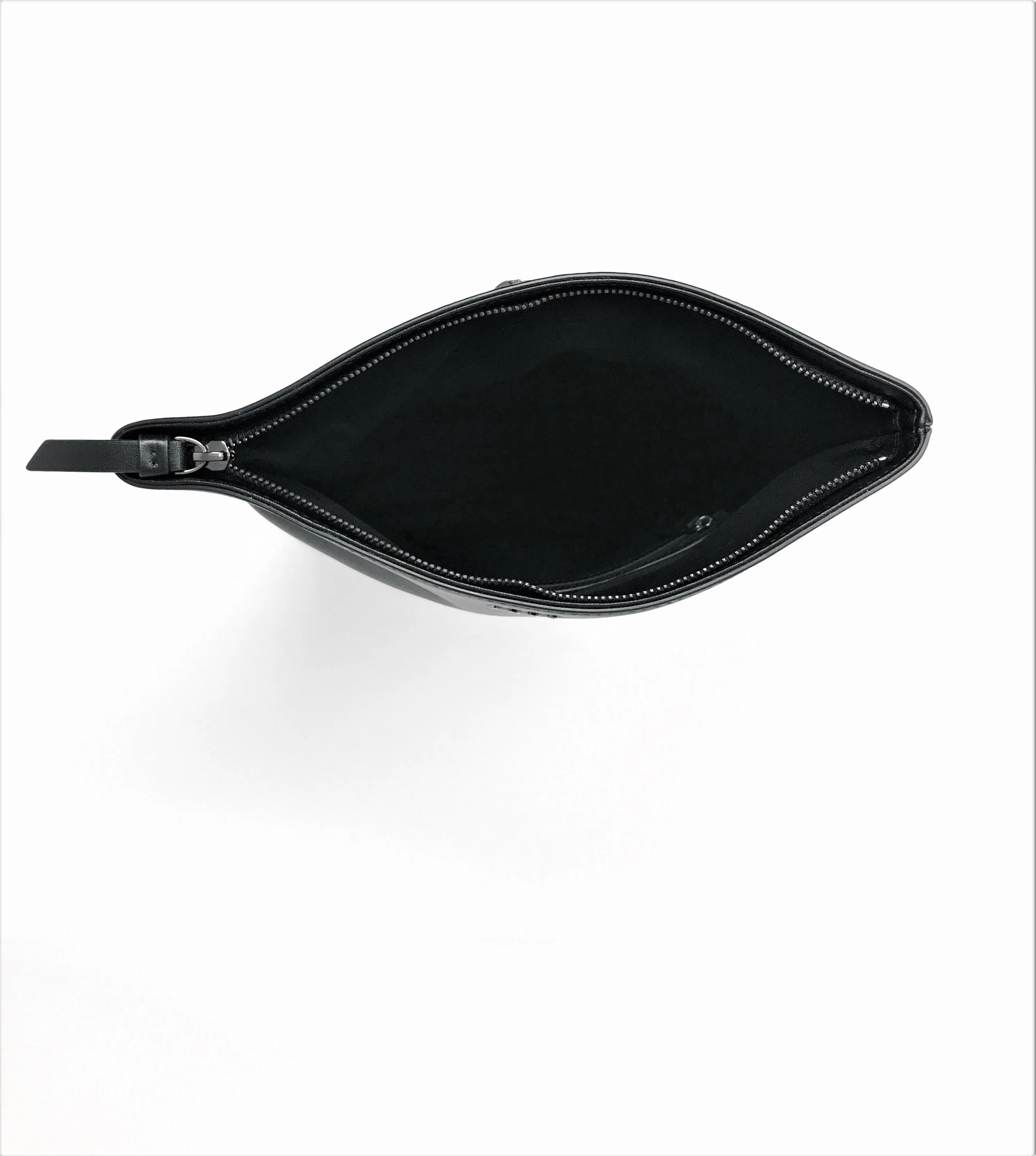 DKNY Nappa Leather Clutch sold by Ruumur product image thumbnail 4