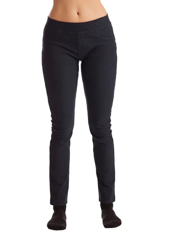 Mid Rise Jegging made by Ruumur