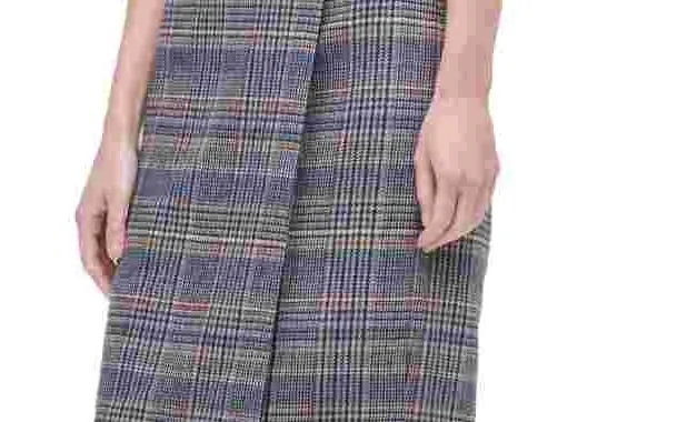 Calvin Klein Women's Tweed Pencil Skirt Brown Size 12 sold by Ruumur product image thumbnail 3