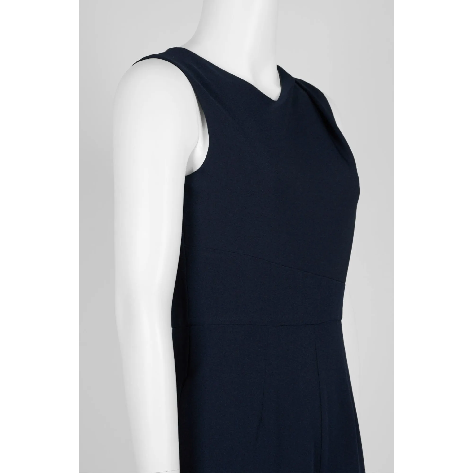 Donna Ricco Women's V Neck Sleeveless Zipper Back Solid Crepe Jumpsuit Blue Size 2 sold by Ruumur product image thumbnail 3