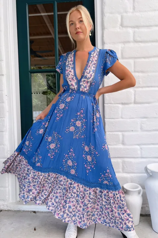 JAASE - Mika Maxi Dress: Deep V Neckline Burmuda Collar Dress with Waist Tie in Hailee Print made by Jaase