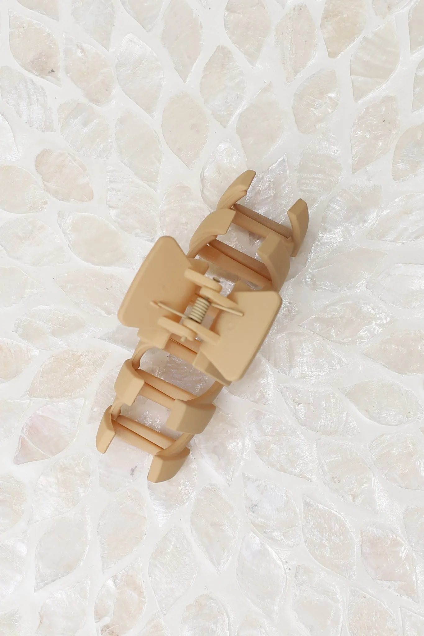 Brooke Wavy Claw Clip - Beige sold by Salty Crush product image thumbnail 4