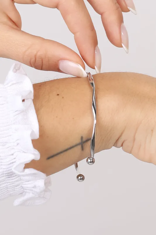 Mack Twist Cuff Bracelet - Silver sold by Salty Crush