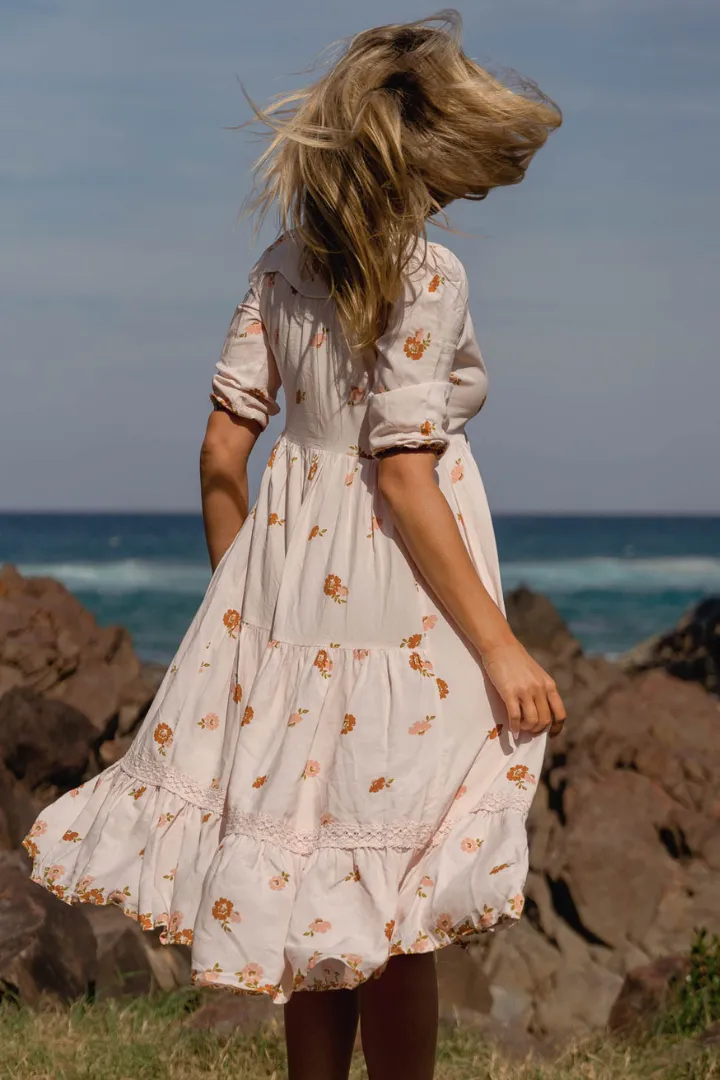 JAASE - Eve Midi Dress: V Neck Tiered Dress with Option Waist Tie in Vintage Sol Print sold by Salty Crush product image thumbnail 3