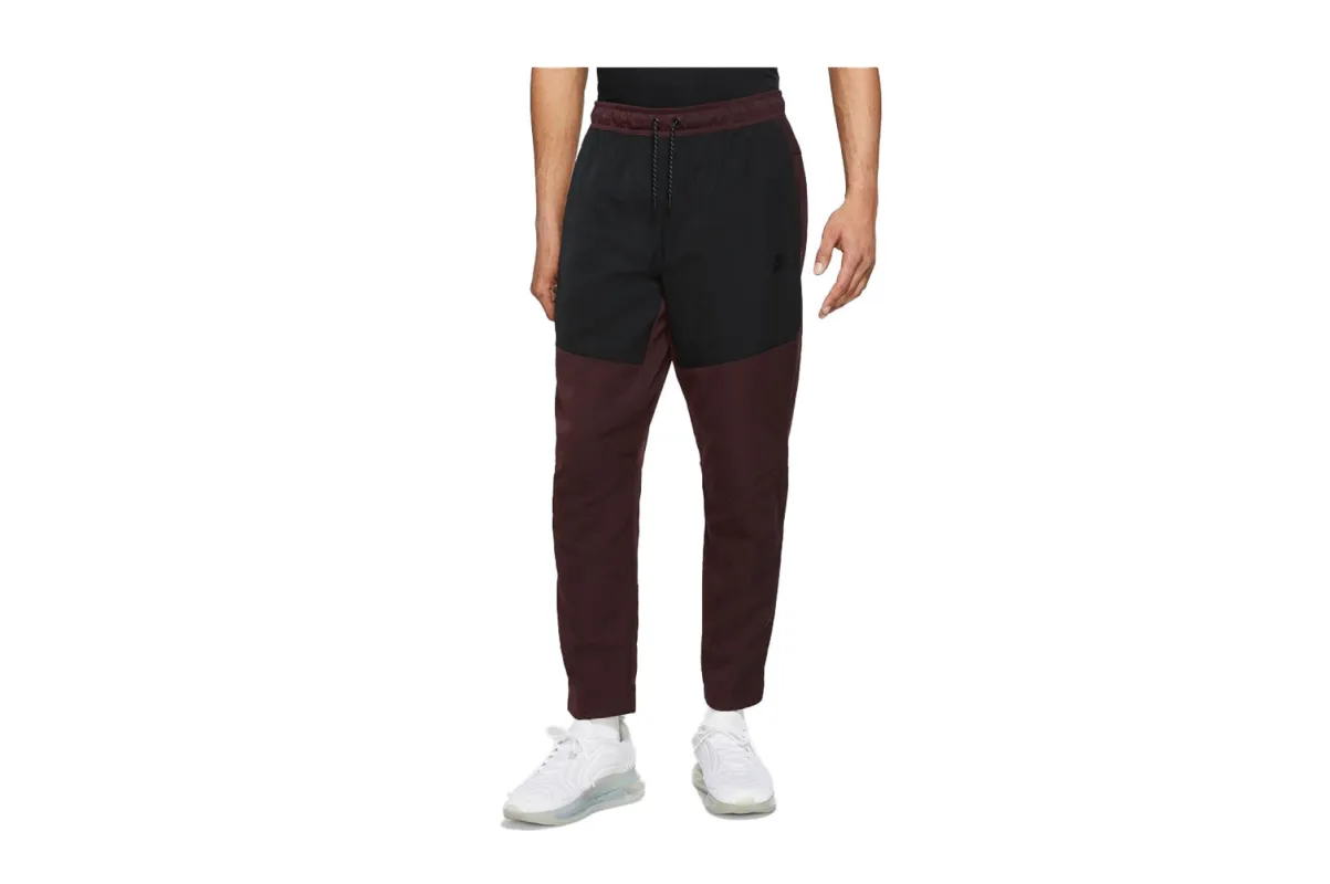 Tech Essentials Repel Pants sold by Schrittmacher Sneakerhandlung