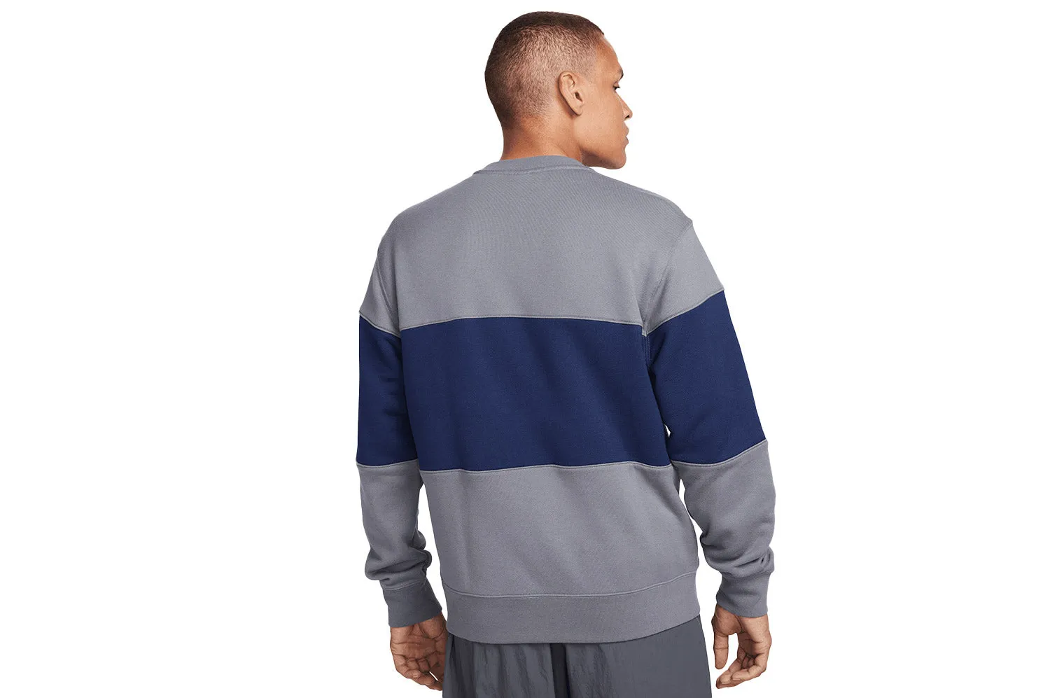 Club Color Blocked Crewneck sold by Schrittmacher Sneakerhandlung product image thumbnail 2
