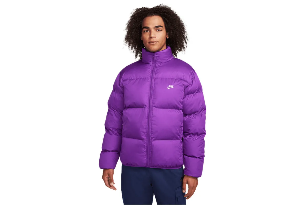 Club Puffer Jacket made by Nike