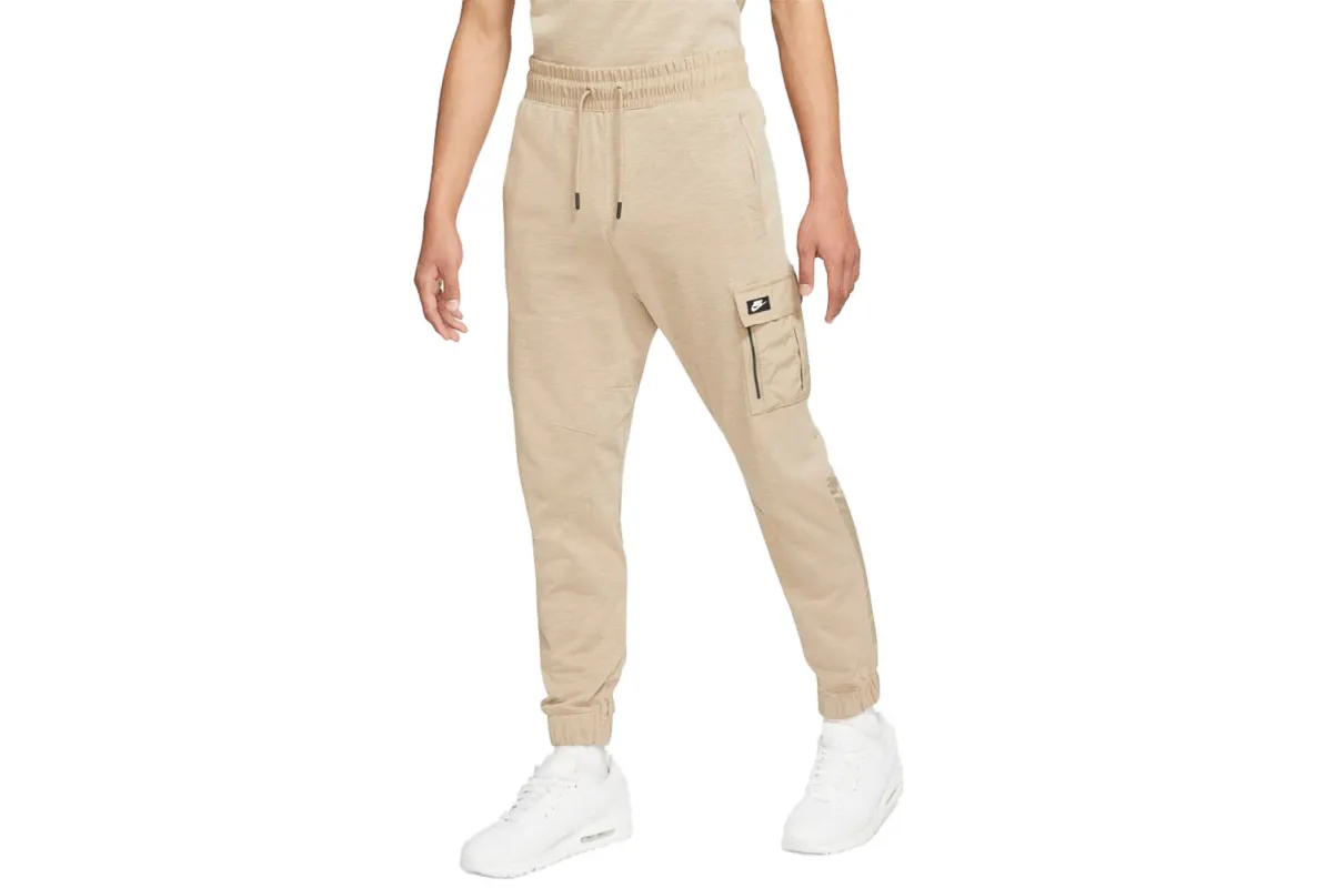 Modern Essentials Lightweight Pants sold by Schrittmacher Sneakerhandlung